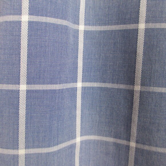 BUNDLE OF 2 THOMAS PINK DRESS SHIRTS - Picture 10 of 10